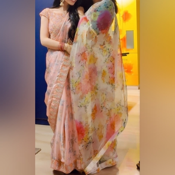 Designer Organza Digital Print Saree - Picture 3 of 3